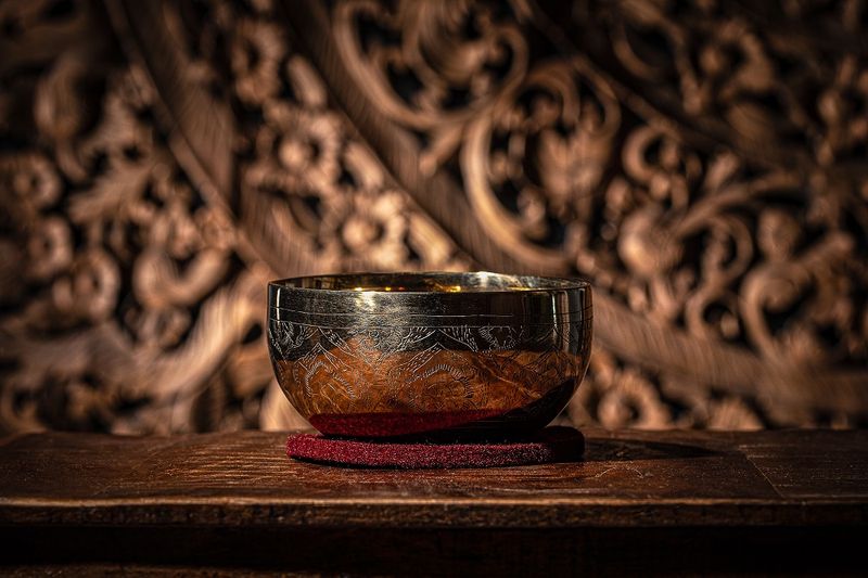 Meinl SB-SE-600 Engraved Singing Bowl, ~ 14,5-15,5 cm, 550-650 g