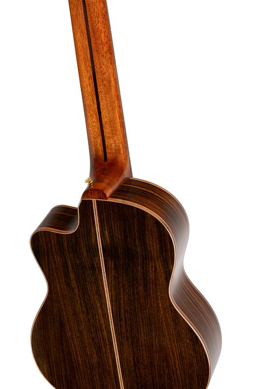 Ortega RCE159RW-8 Klassisk gitar 8-strängad, med mik.