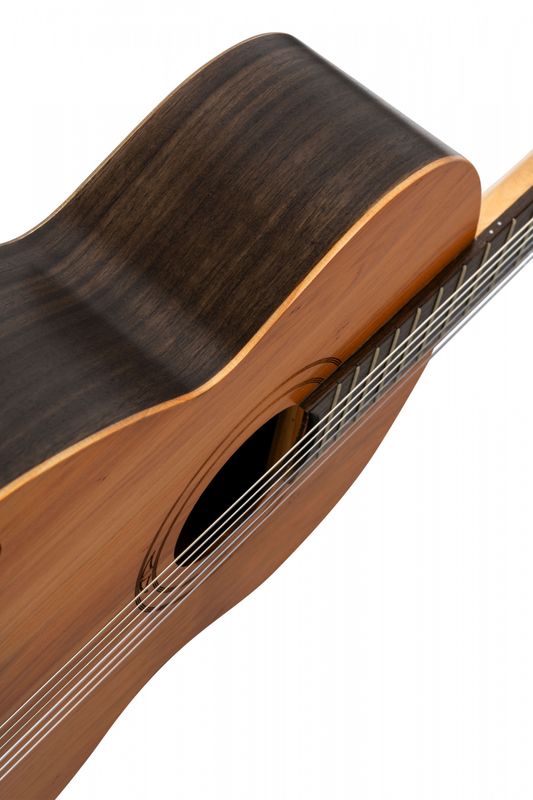 Ortega R16PC Klassisk gitar 4/4 Size, Slim neck, Traditional