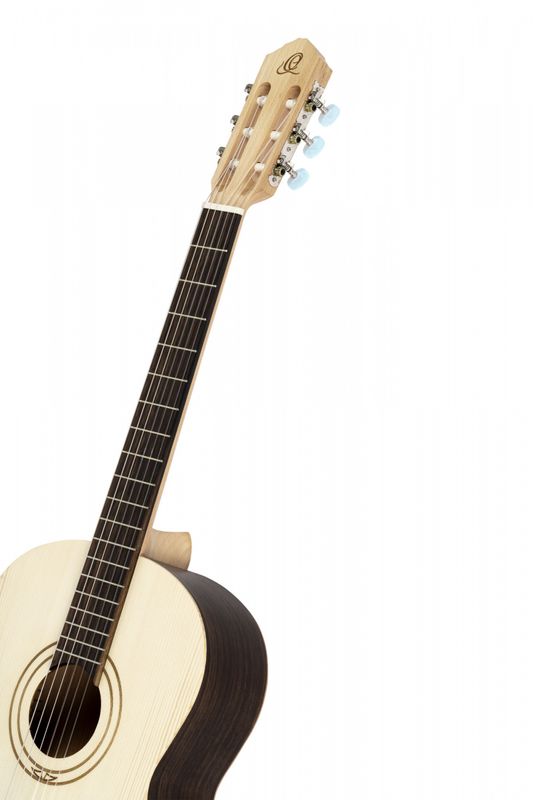 Ortega R16S Klassisk gitar 4/4 Size, Slim neck, Traditional