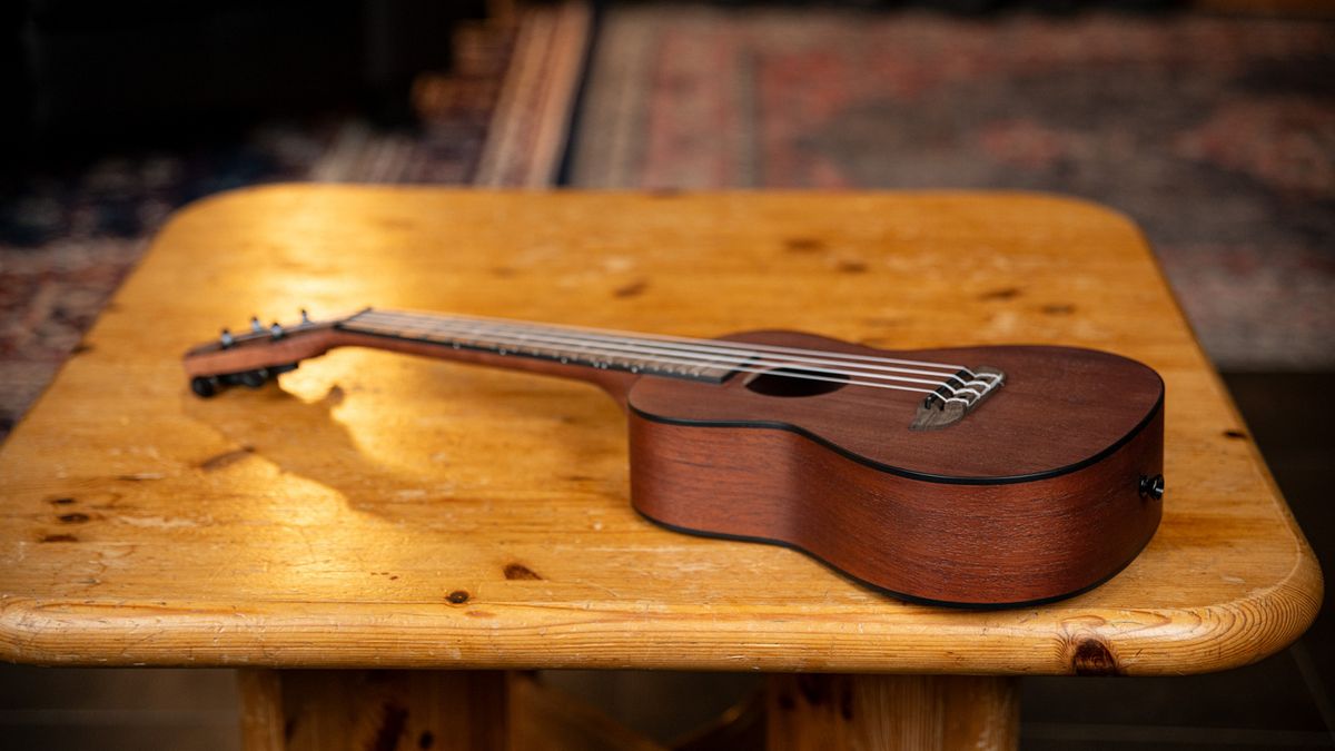 Ortega RU4MM Concert ukulele, Bonfire, Sapele
