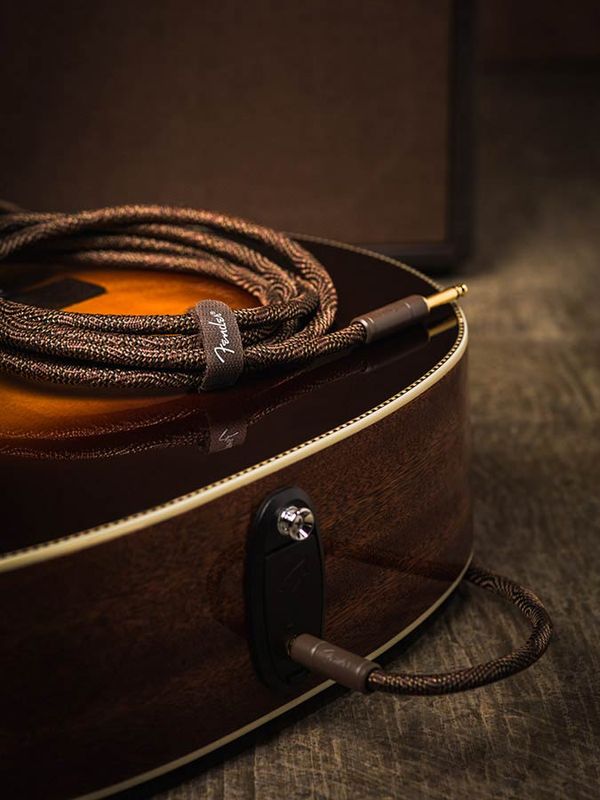 Fender  Paramount 18.6' acoustic Inst.cable, brown