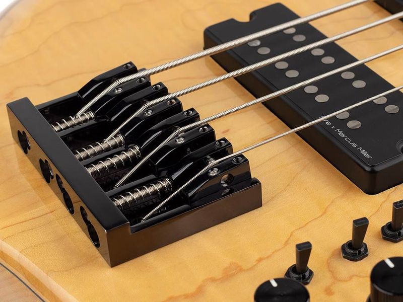 Sire M7 2nd Gen Series Marcus Miller Swamp Ash + Solid Maple 4-string Bass Guitar Natural