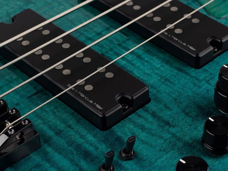 Sire M7 2nd Gen Series Marcus Miller Alder + Solid Maple 4-string Bass Guitar Transparent Blue