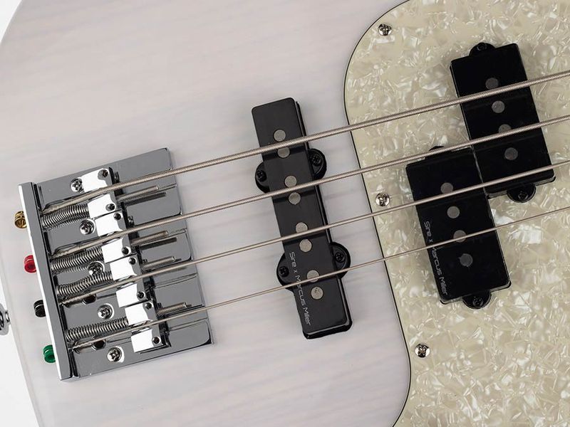 Sire P8 Series Marcus Miller swamp ash 4-string active bass white blonde