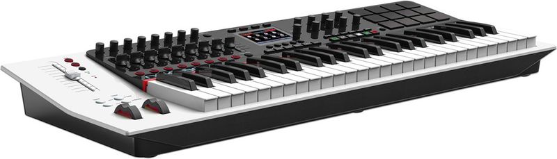 Nektar Panorama P4 - 49-tangenters USB-klaviatur med 3,5 display, 9st reglar, en motoriserad regel, 12st trumpads mm
