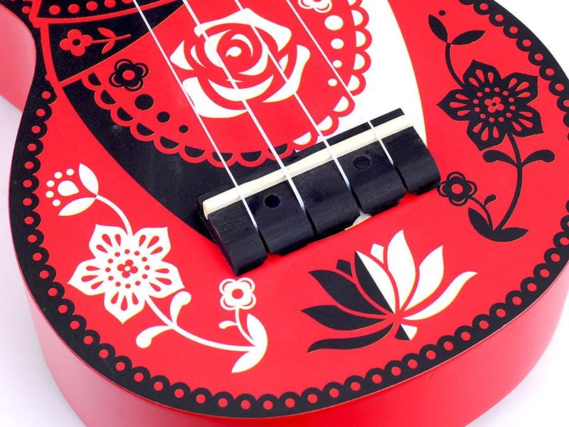 Mahalo Art Series, soprano ukulele RUSSIAN DOLL, with bag