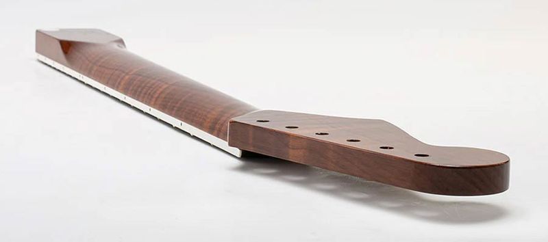 Allparts Select ltd VIN-MOD Deluxe neck for Stratocaster, AAA+ roasted flamed maple, bound fretboard, nitro finish