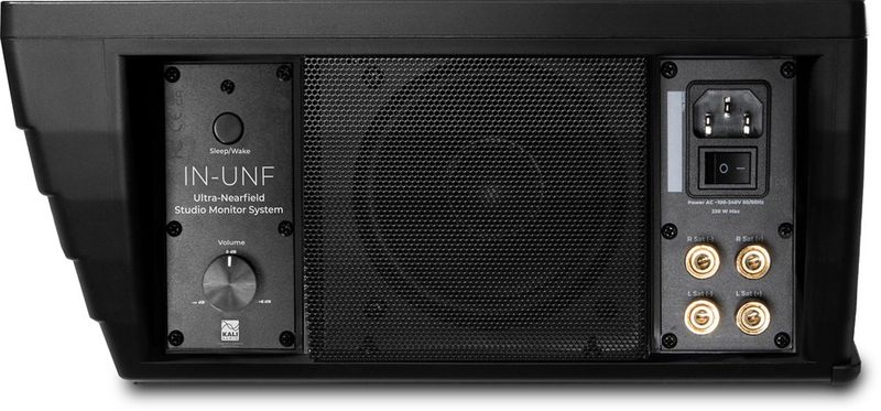 Kali Audio IN-UNF 3-vägs studio monitor system. Två satelliter och subwoofer.