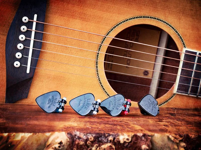 Black Mountain RHL spring action thumb pick LIGHT