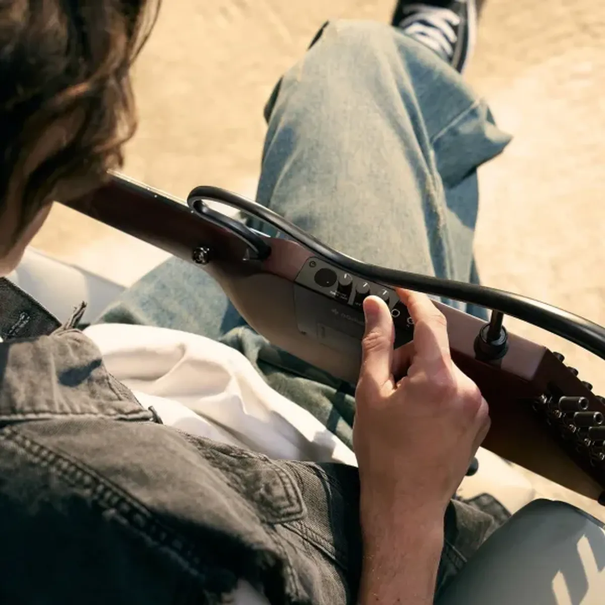 Donner HUSH-C silent spansk gitar sunburst