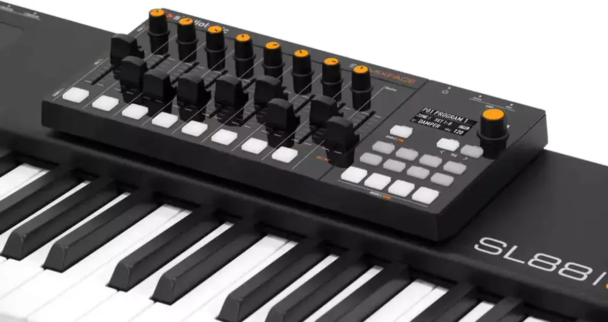 Studiologic SL Mixface controller  
